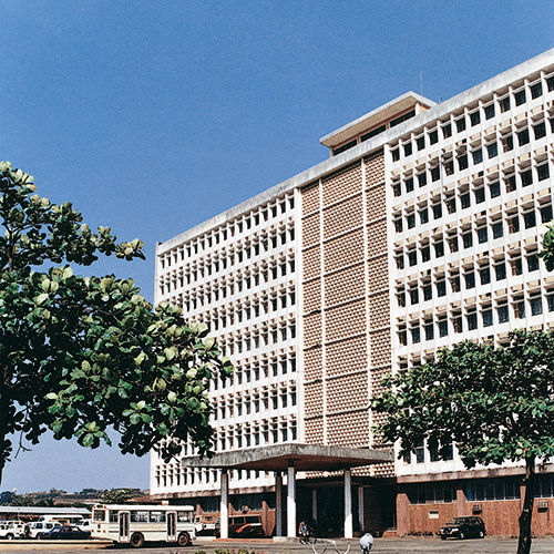 塞拉利昂政府办公楼   <br/>1983年设计 全国优秀工程设计奖银奖 建设部优秀设计奖一等奖